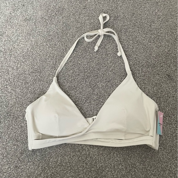 3/$25 Ardene Triangle Wrap Halter Bikini Top - Picture 1 of 4